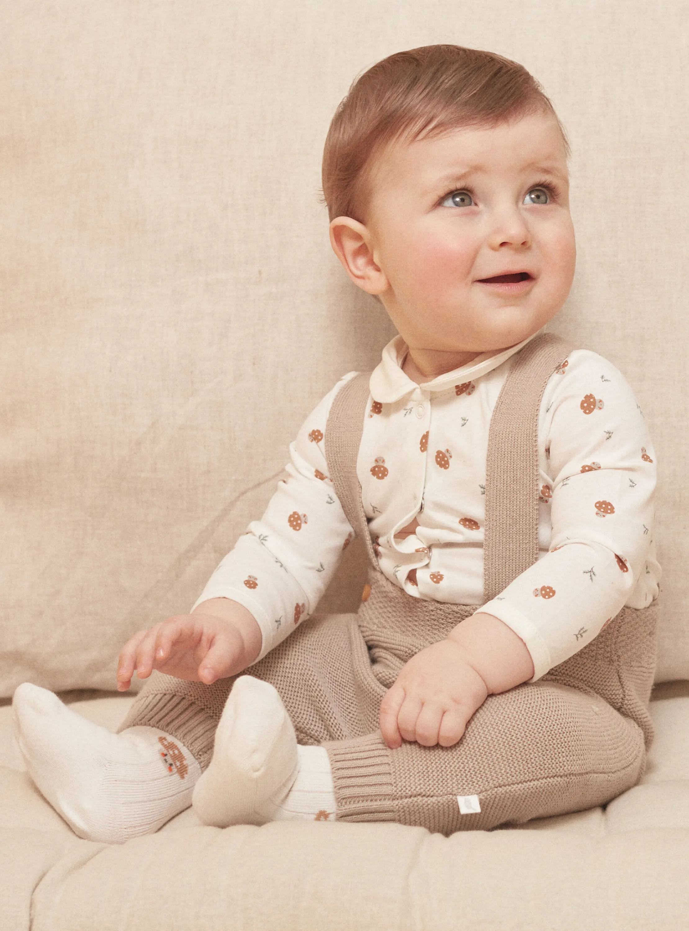 Flash Sale Sergent Major Beige and white pants, bodysuit and socks set