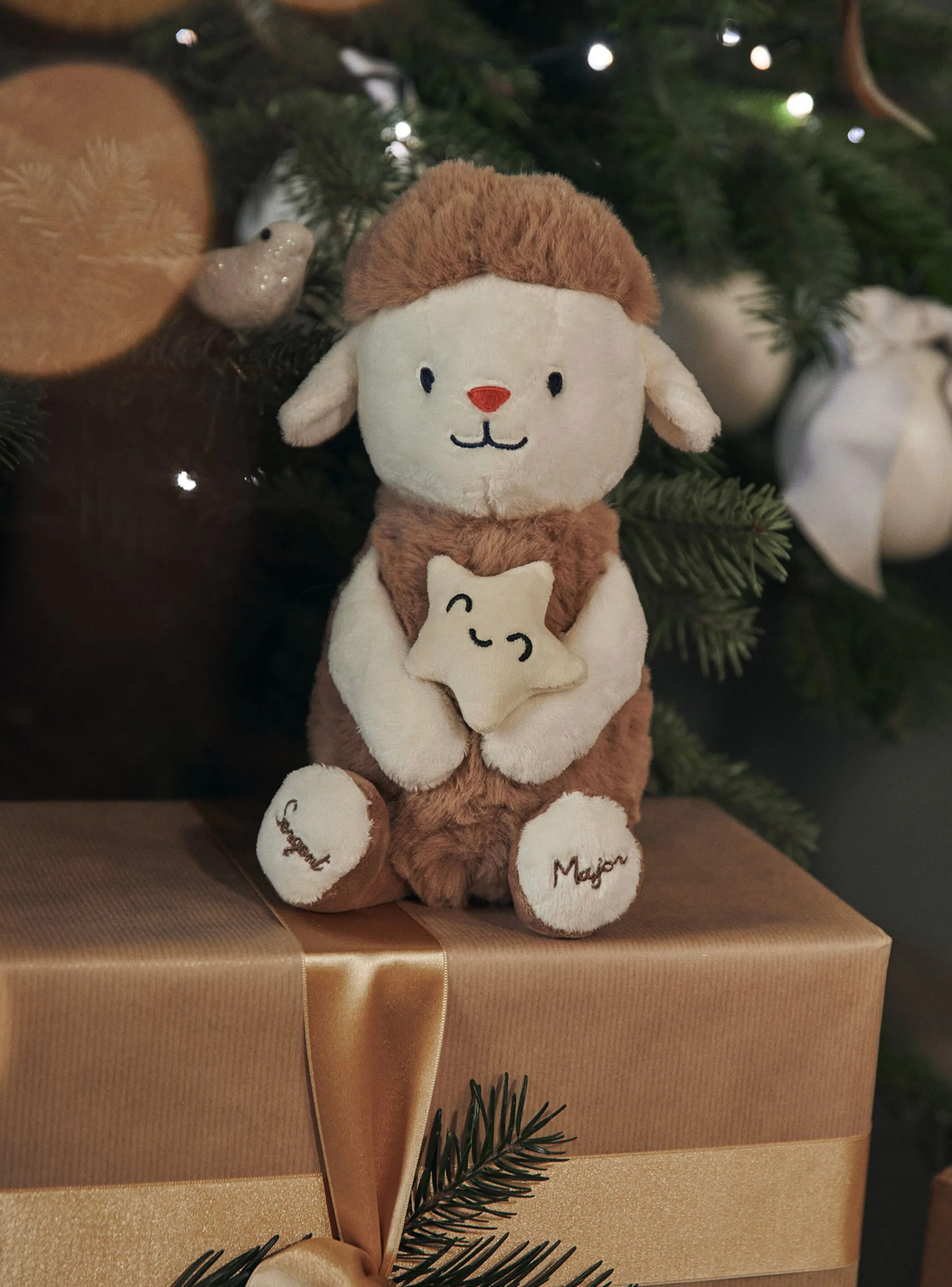 Sale Sergent Major Beige sheep plush