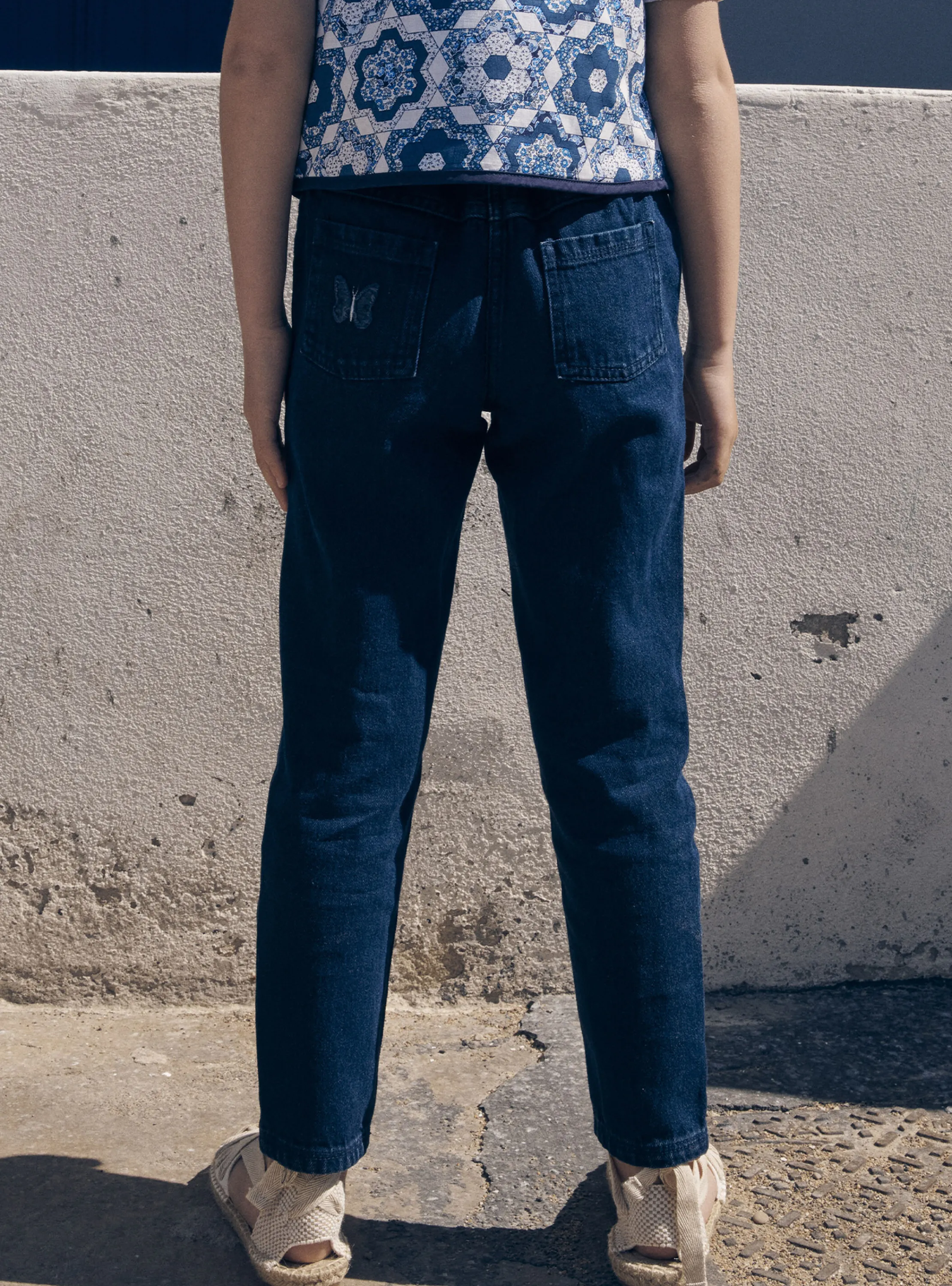 Discount Sergent Major Blue carrot jeans with floral print belt