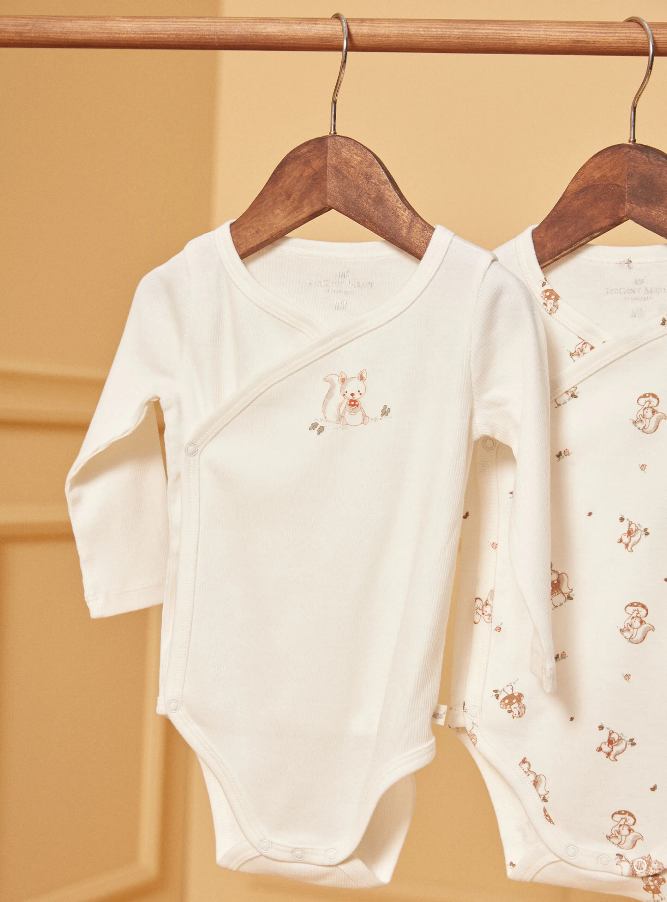 Outlet Sergent Major 2 ecru baby bodysuits in cotton