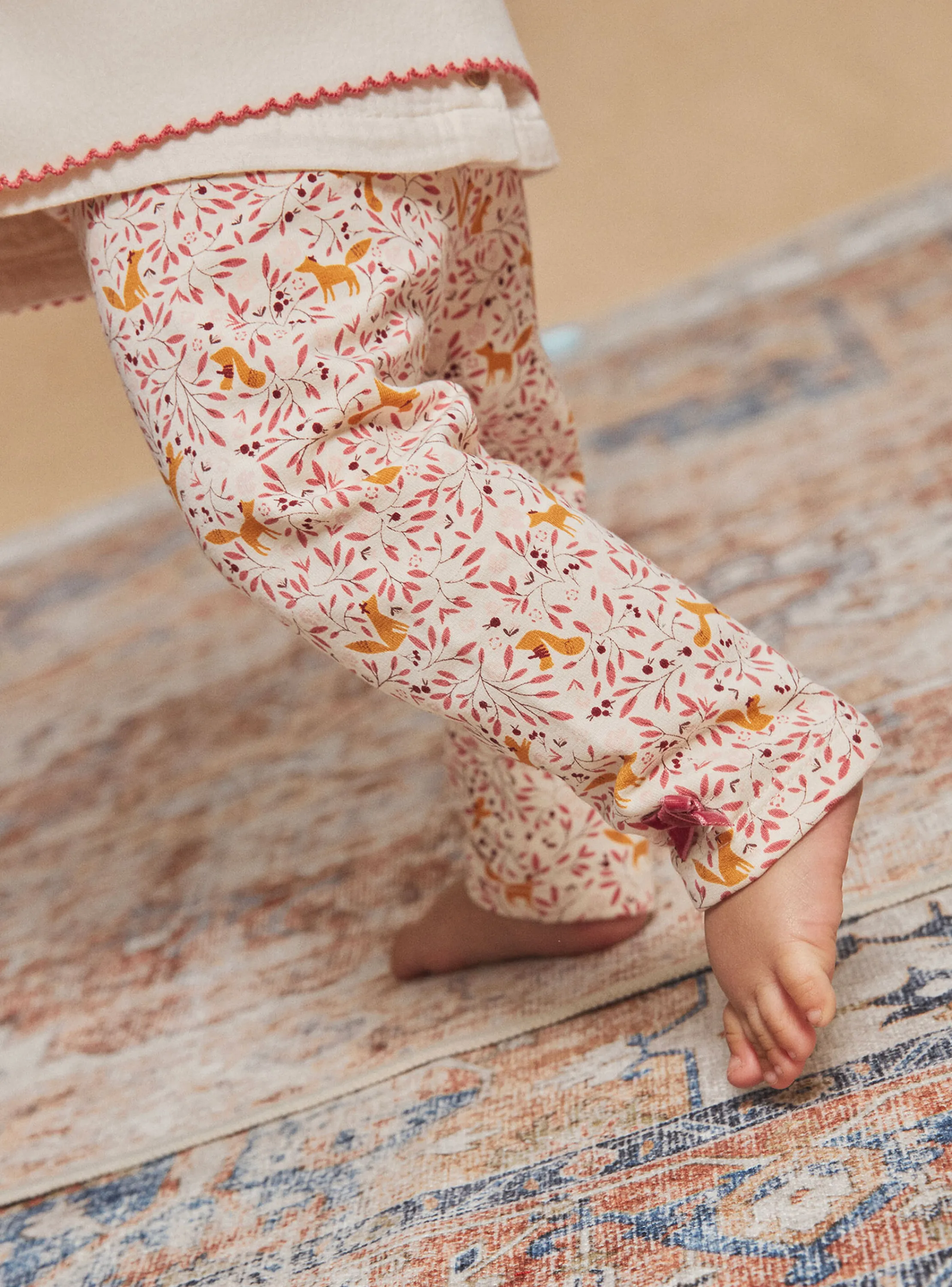 Best Sale Sergent Major Ecru leggings with floral and fox prints