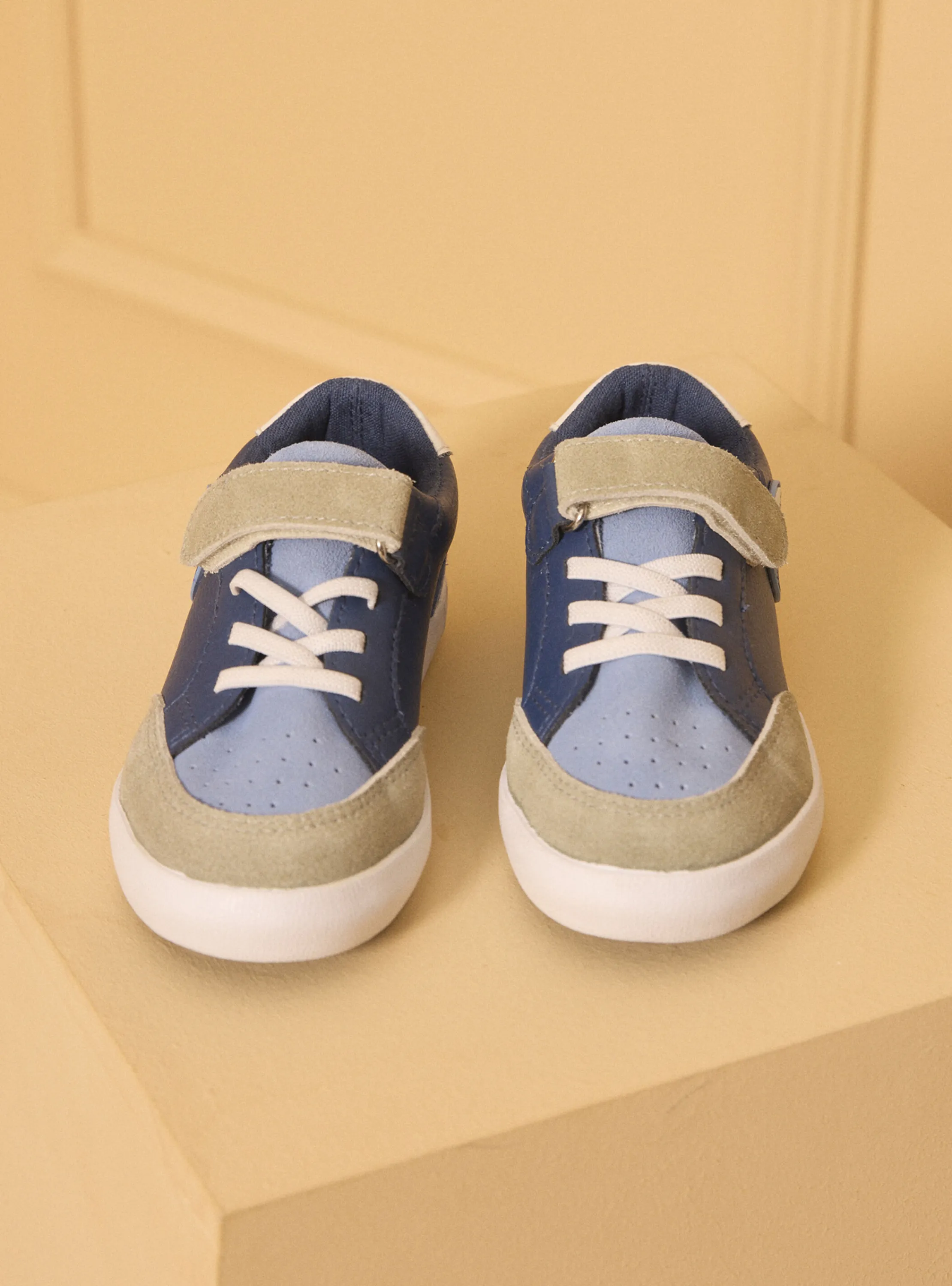 Hot Sergent Major Medium blue TENNIS