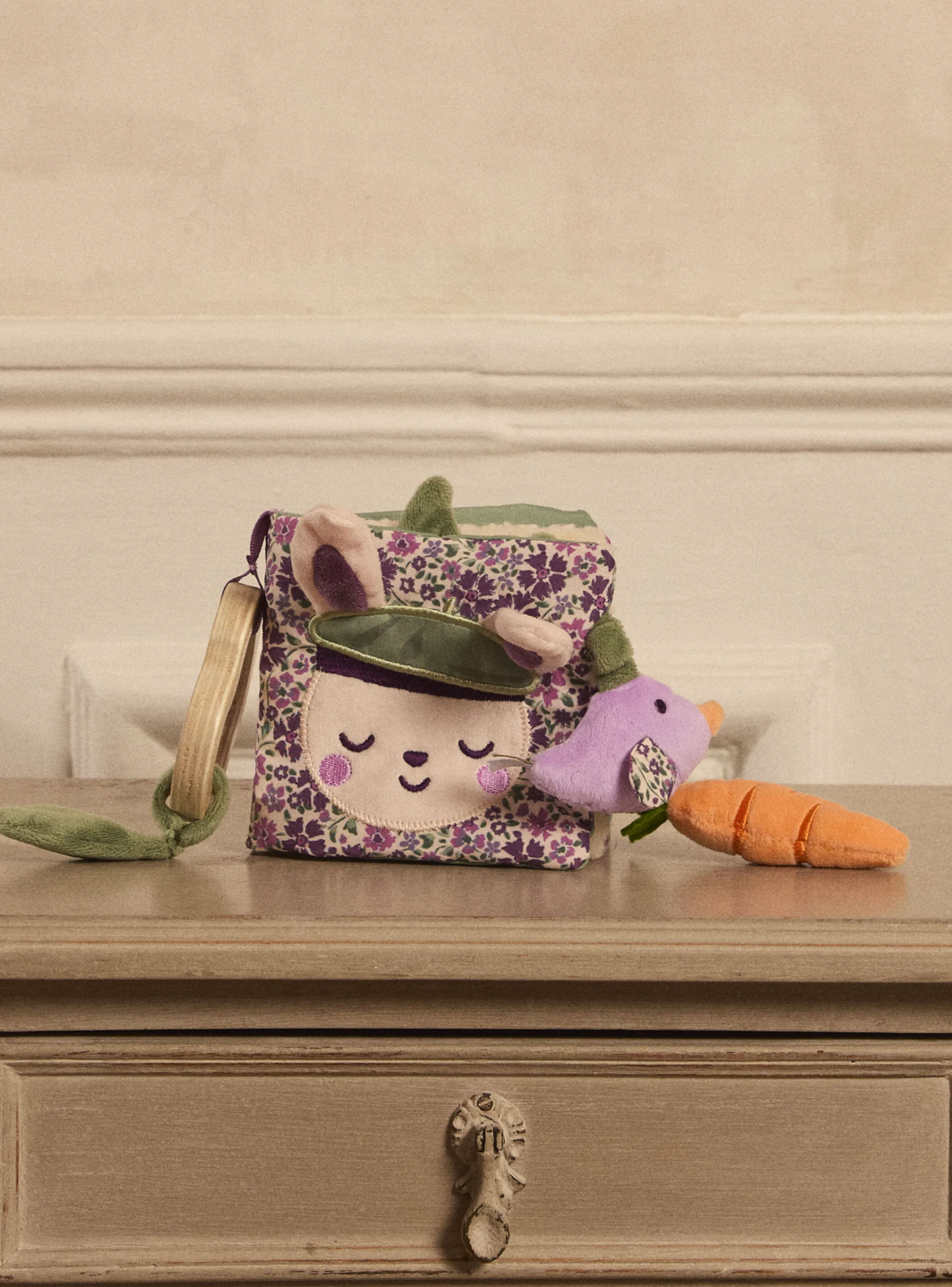 New Sergent Major Multicolor BATH BOOKS