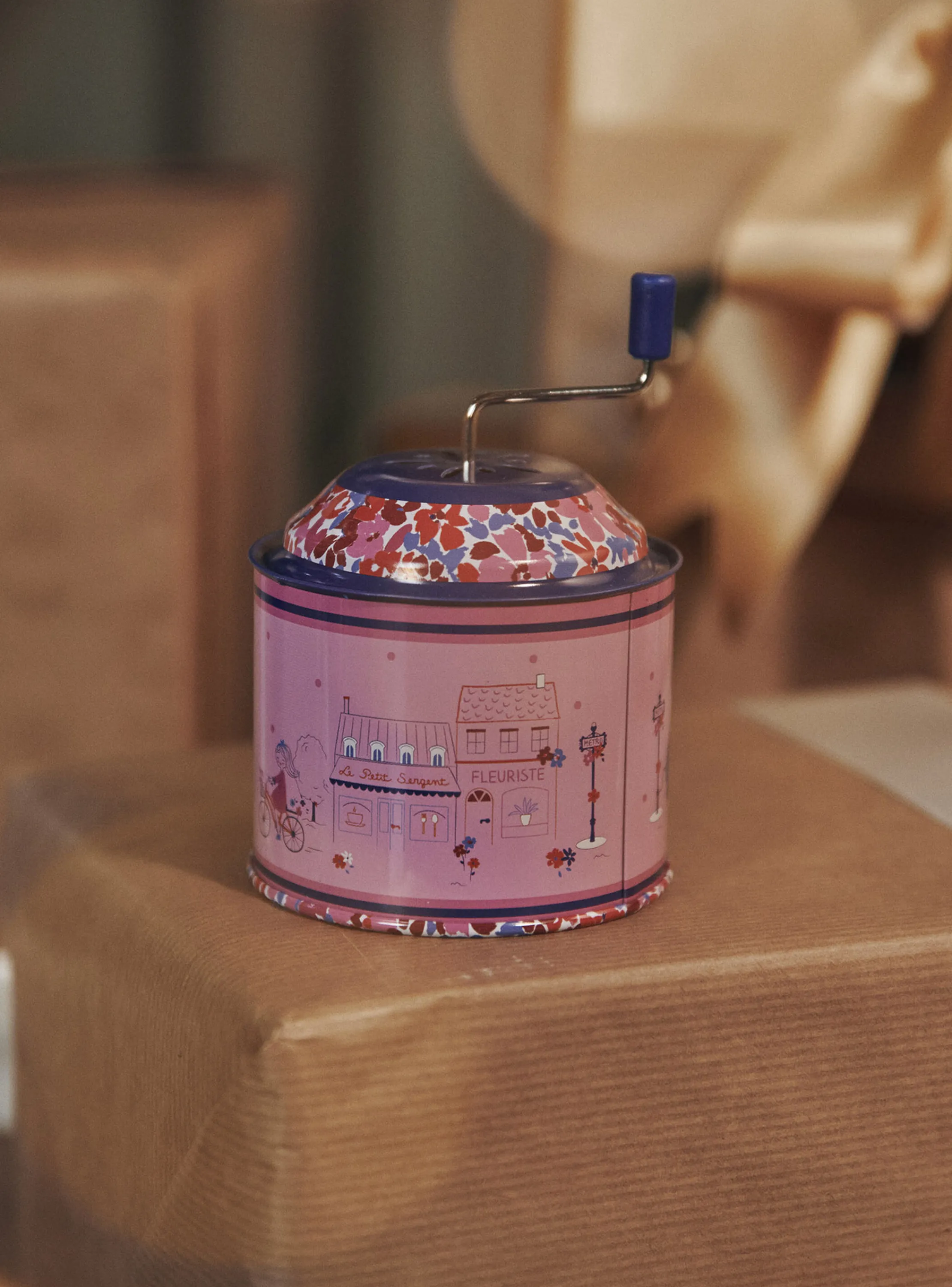 Online Sergent Major Pink music wheel with Paris design