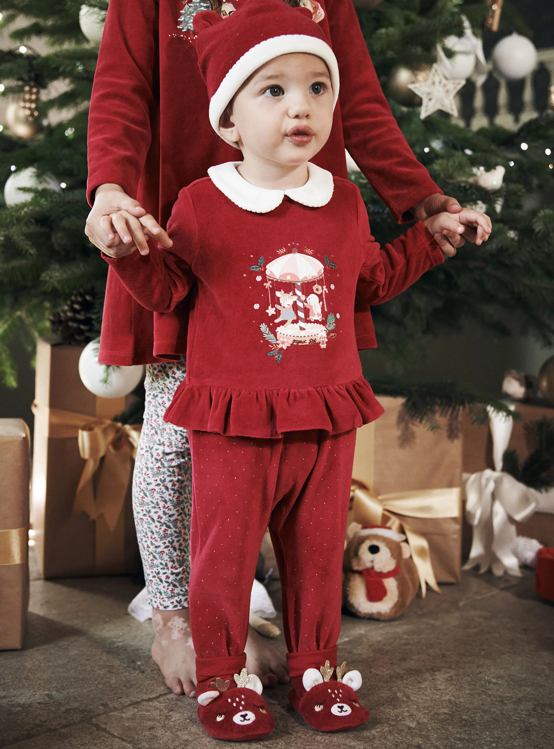 Sale Sergent Major Red velvet romper and bonnet set