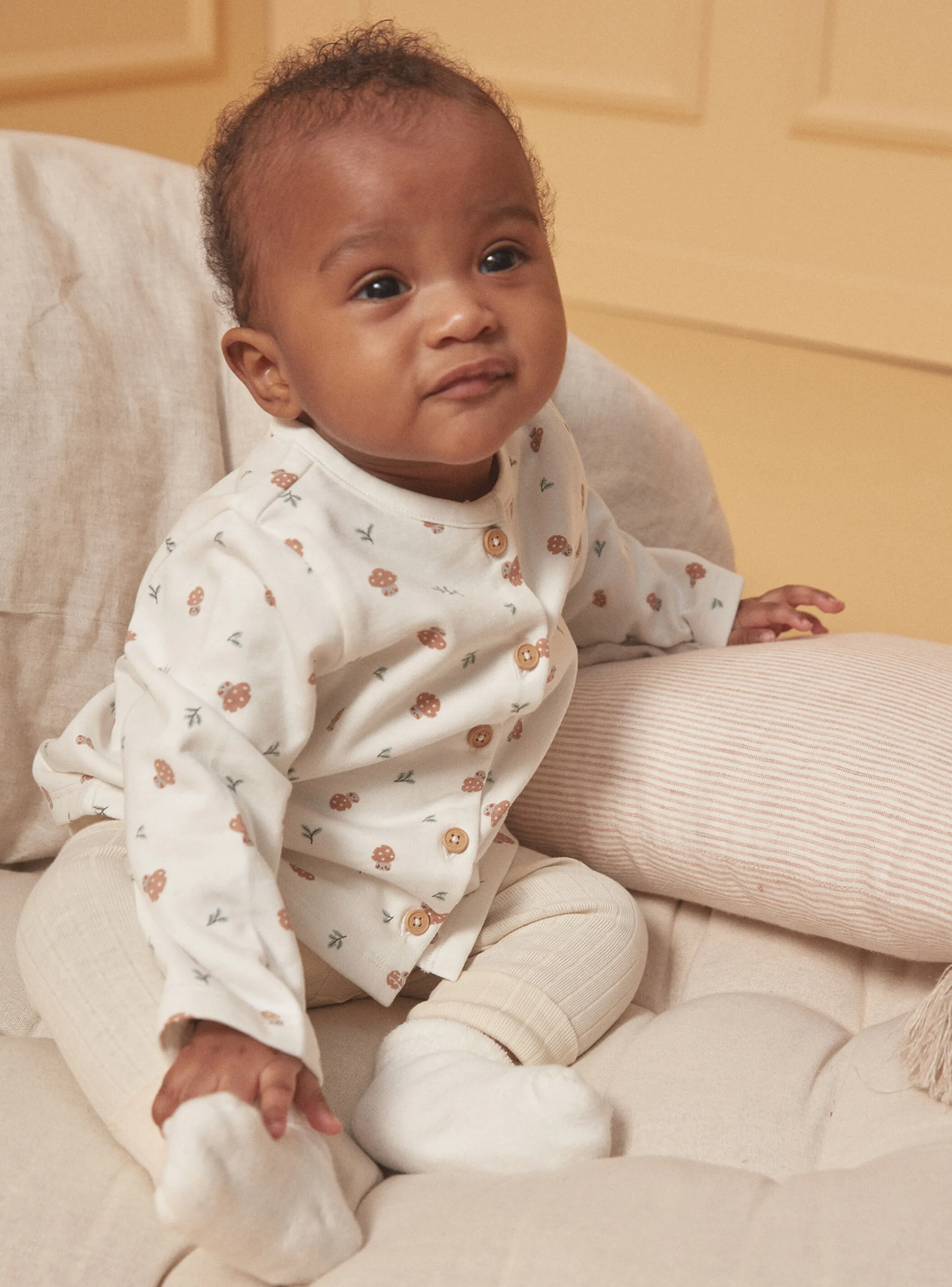 New Sergent Major Vest, pants and socks set in ecru and greige